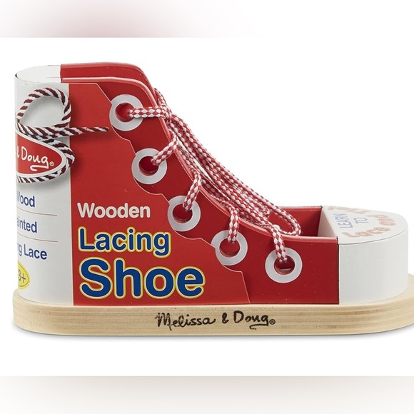 Wooden Tie Up Shoe Melissa and Doug - Picture 2 of 4